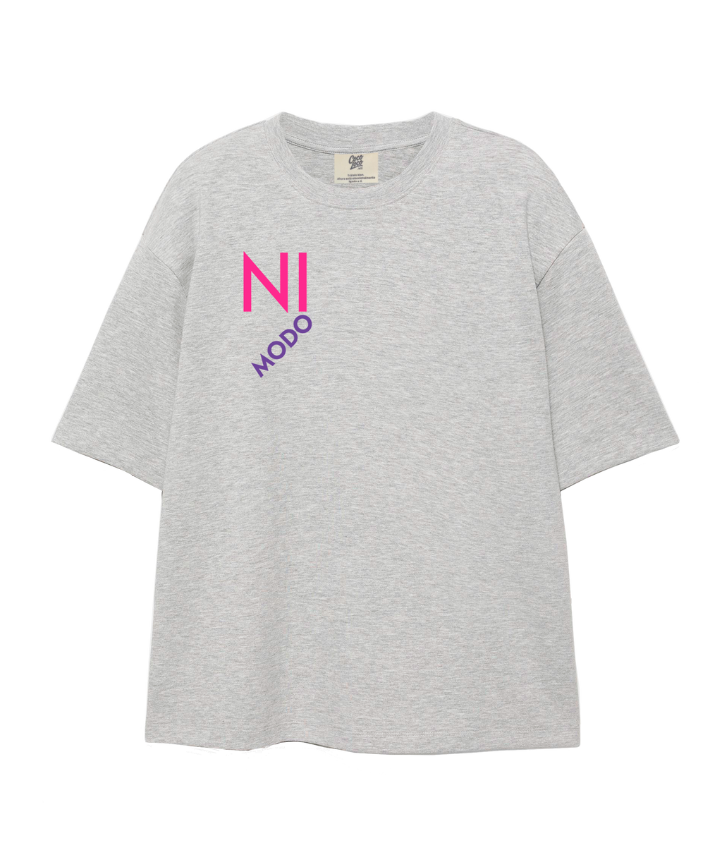 Ni Modo - Oversize T-shirt