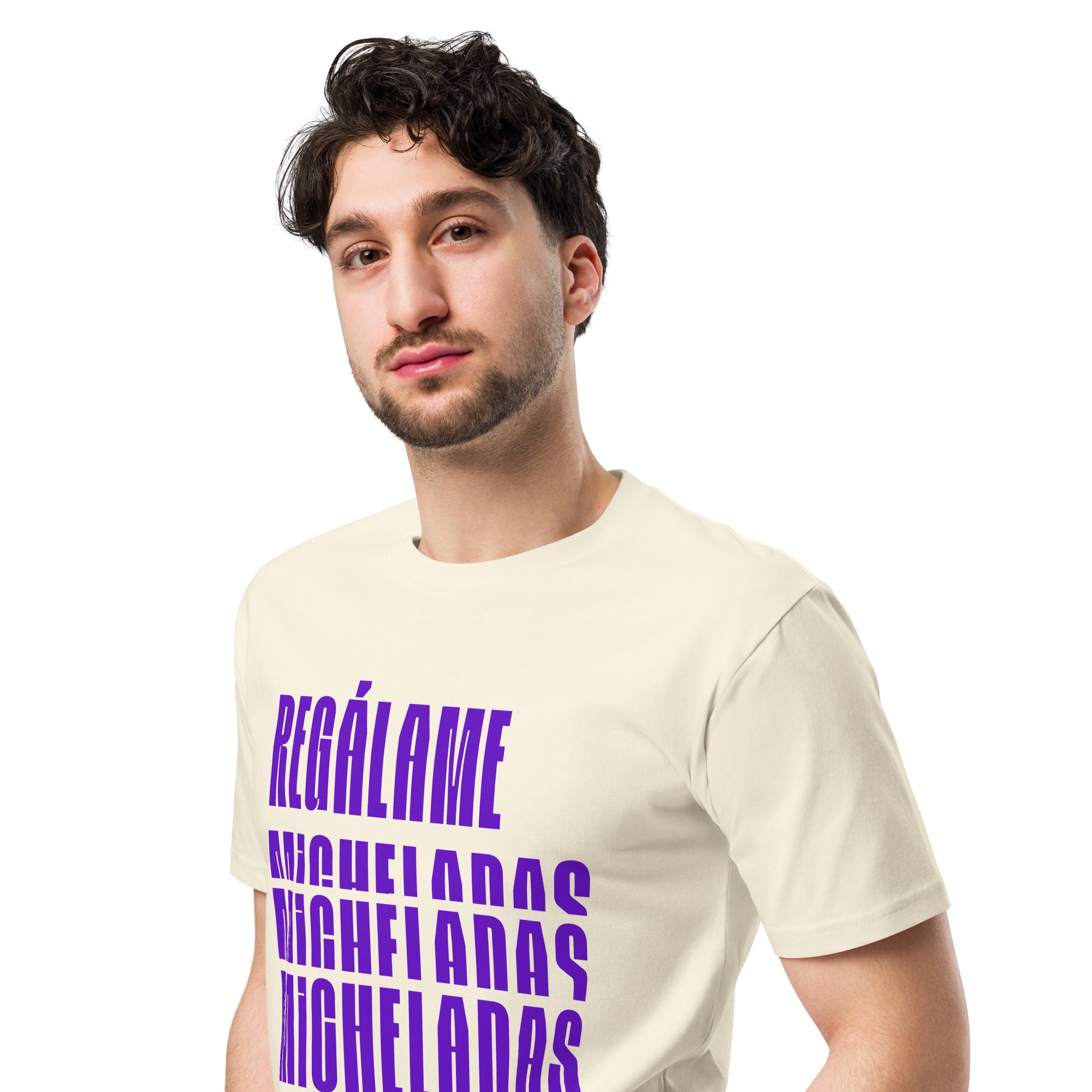 Regálame micheladas - Unisex T-shirt