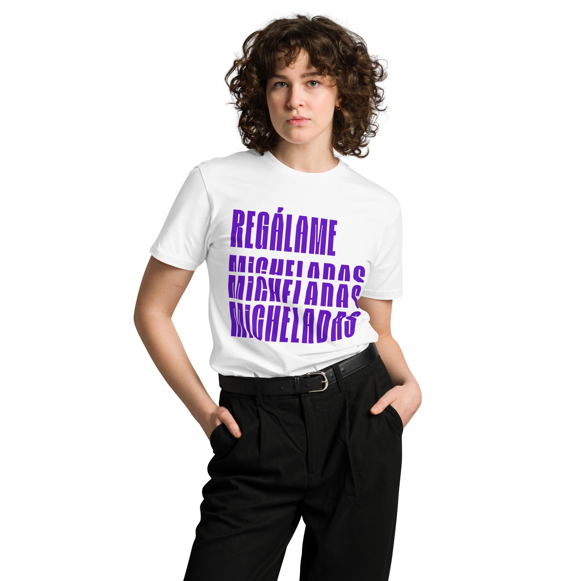Regálame micheladas - Unisex T-shirt